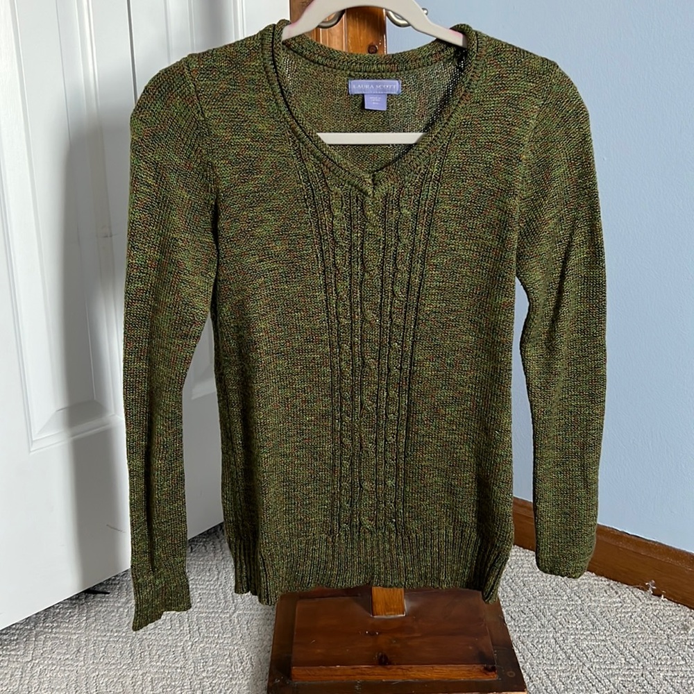 Laura Scott Olive Green Sweater